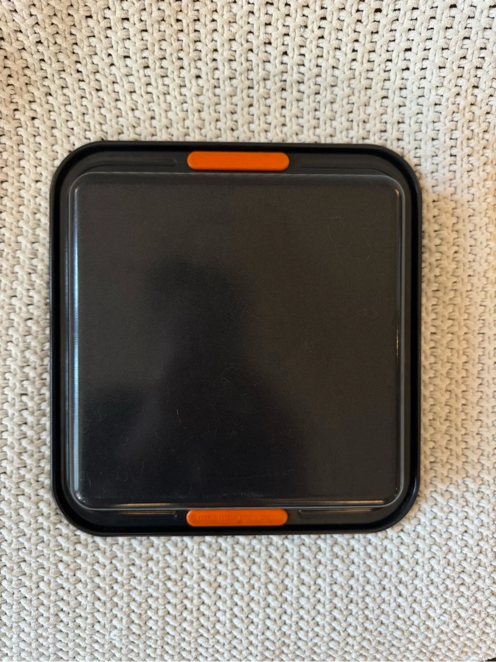 Le Creuset 9” Square Nonstick Baking Pan Black